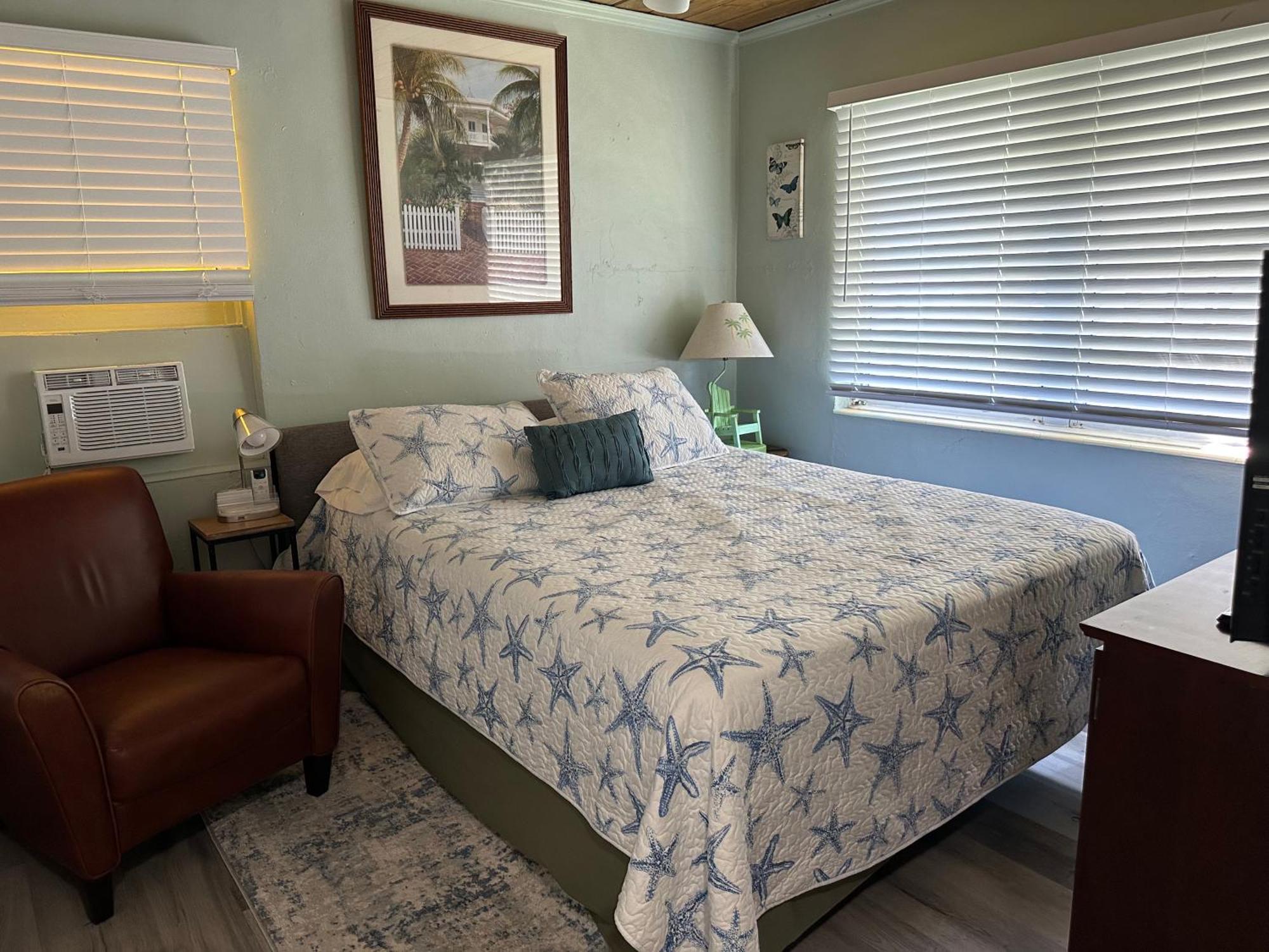 3 Bedroom House Fenced Backyard Private Patio Areas Grill Firepit Plenty Parking! Quick Access 10 Min To Beach Airport Delray West Palm レイク・ワース エクステリア 写真