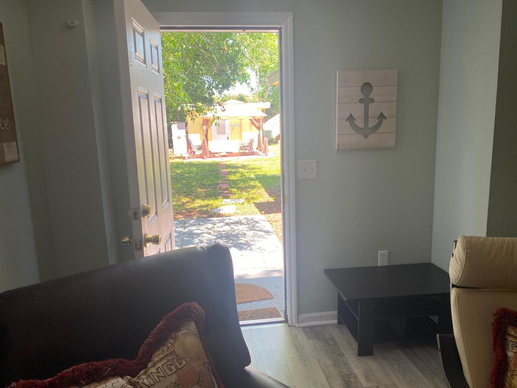 3 Bedroom House Fenced Backyard Private Patio Areas Grill Firepit Plenty Parking! Quick Access 10 Min To Beach Airport Delray West Palm レイク・ワース エクステリア 写真