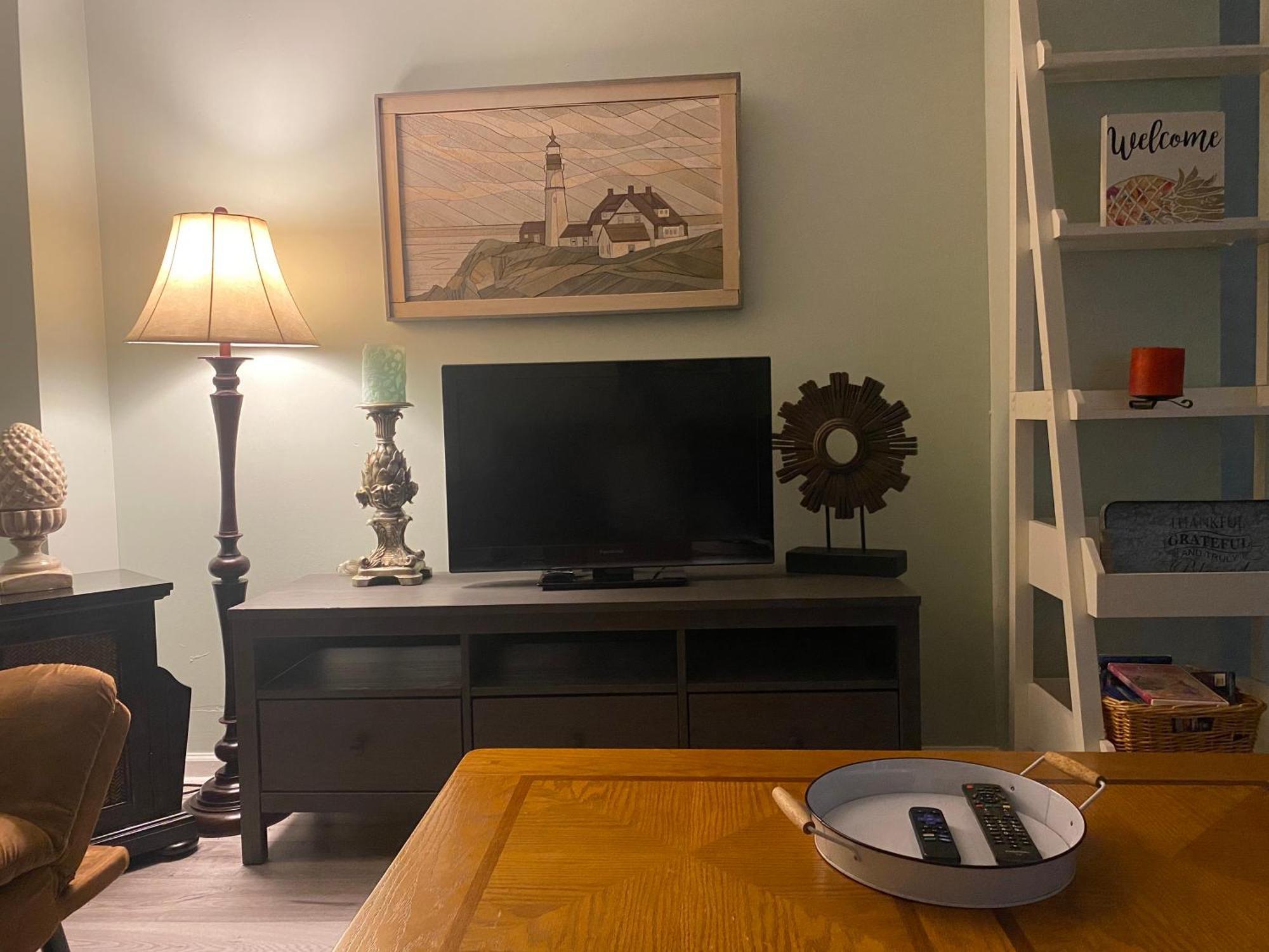 3 Bedroom House Fenced Backyard Private Patio Areas Grill Firepit Plenty Parking! Quick Access 10 Min To Beach Airport Delray West Palm レイク・ワース エクステリア 写真